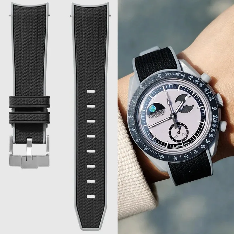 Gebogen eindband voor Omega X  - Omega Watch Speedmaster recensie en prijs
